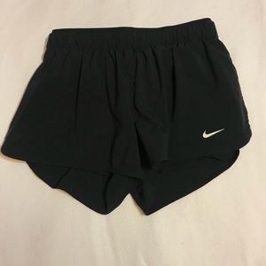 Nike Dri-fit 2in 1 shorts!!